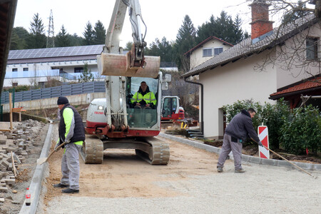 Obnova Brestove ulice v Cerknici 06 Foto Ljubo Vukelič
